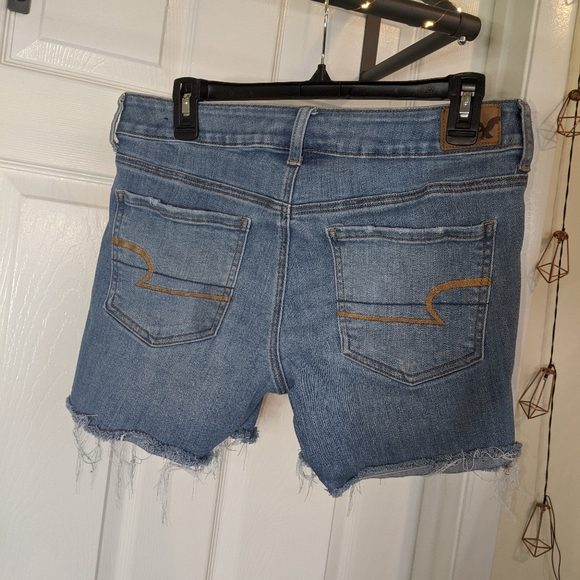 American Eagle Super Super Stretch Midi Shorts - Picture 2 of 5